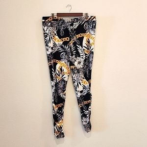 New lift tag women pants Versace inspired.